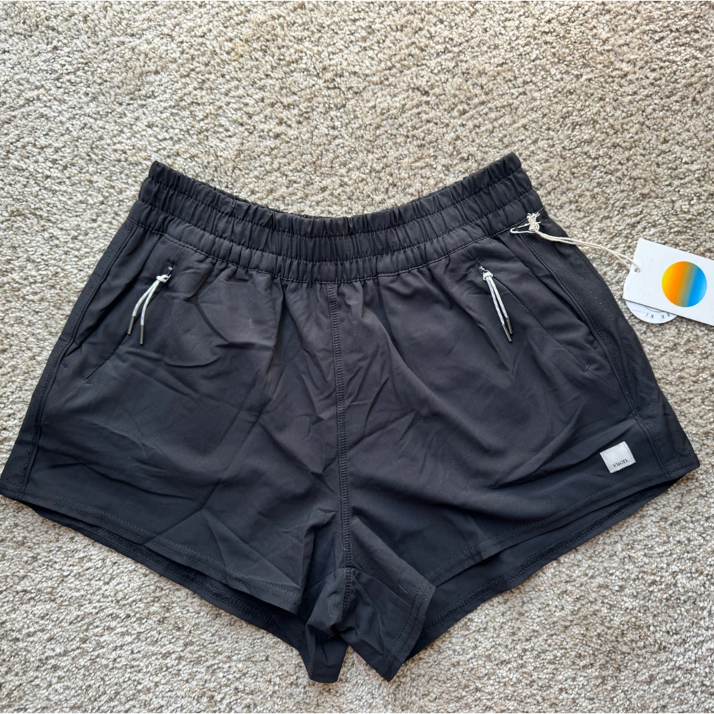 vuori dash shorts black small